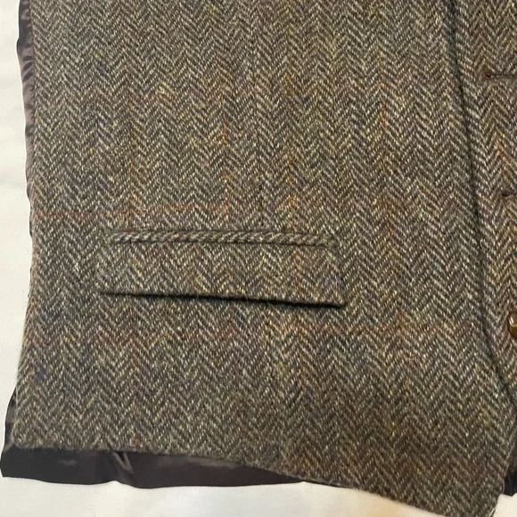 Harris Tweed Men's Brown Vest - Picture 5 of 6